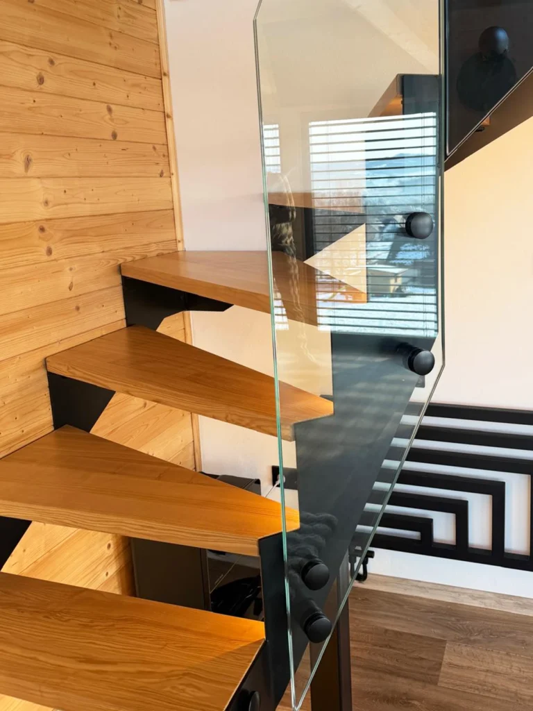 Constepo, zábradlí