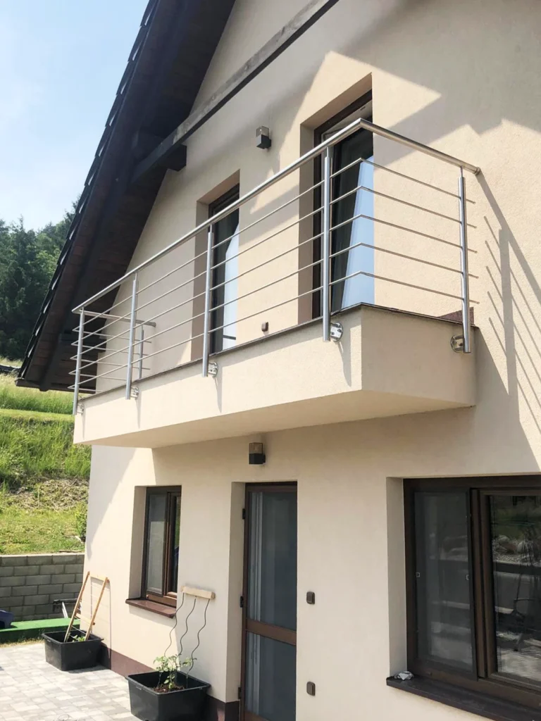 Constepo, zábradlí